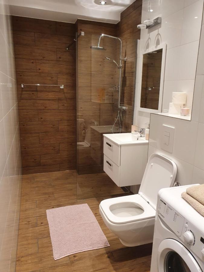 סלאופסק Zamiejska Modern Apartments Nowy Apartamentowiec Winda מראה חיצוני תמונה